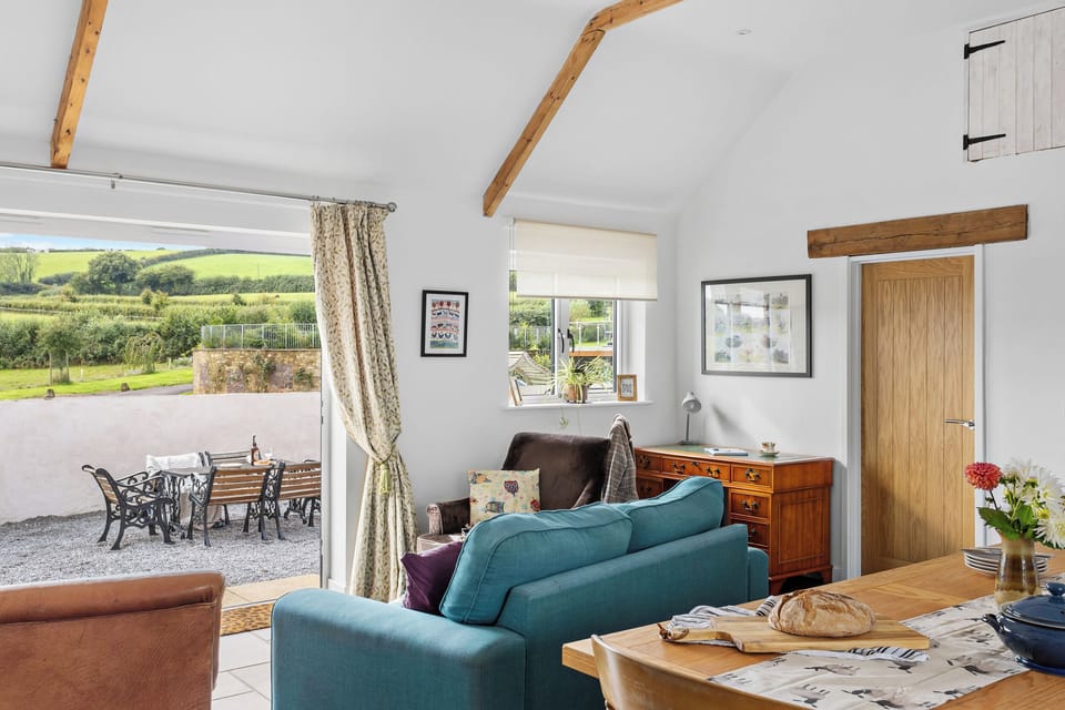 Cottage | Living area