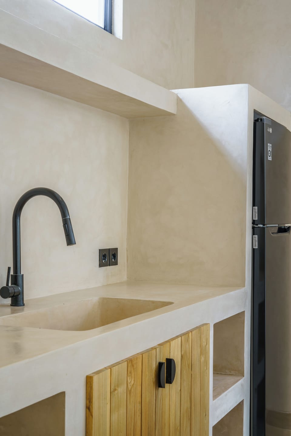 Fridge, microwave, stovetop, rice cooker