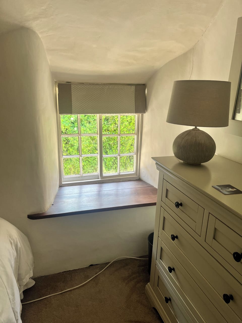 Singles bedroom