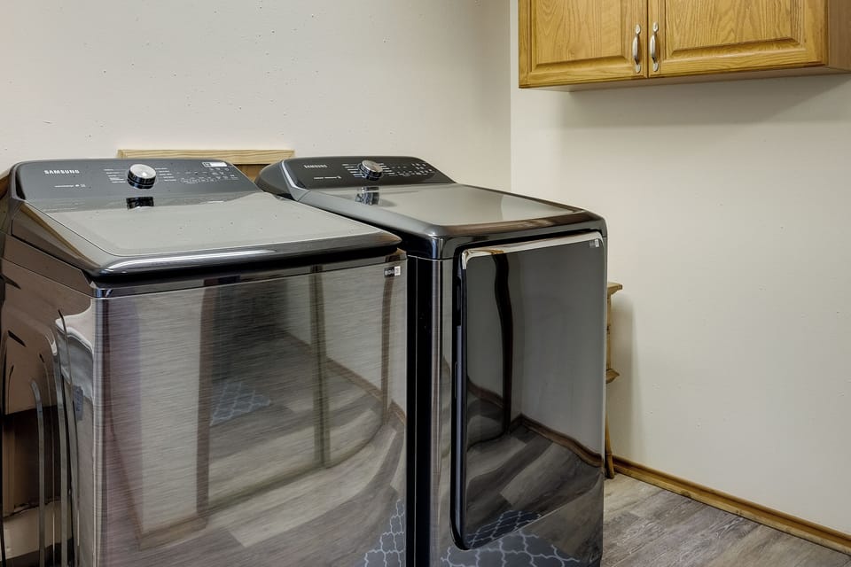 Washer & Dryer