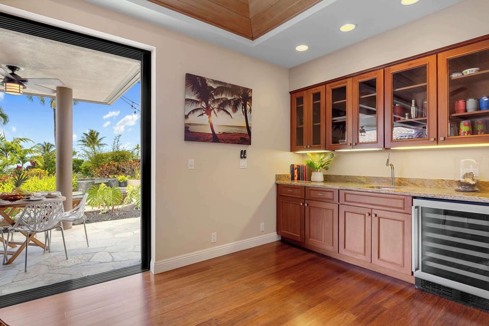 House, Multiple Beds, Pool Access, Ocean View (Hale Nene) | Private kitchen | Fridge, microwave, oven, stovetop