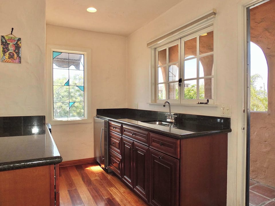 House, Multiple Beds, Patio, Garden View (La Brisa) | Private kitchen | Fridge, microwave, oven, stovetop