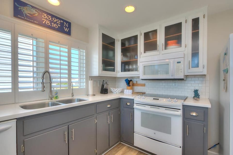 Kitchen
GW 5.22.24