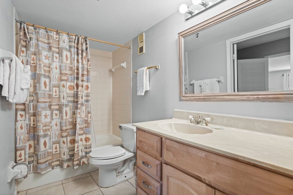 Beach Place 205 Master Bathroom