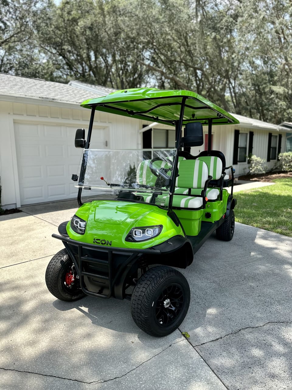 Lenny the lime green golf cart included with stay! Saves you $120/day in rental 