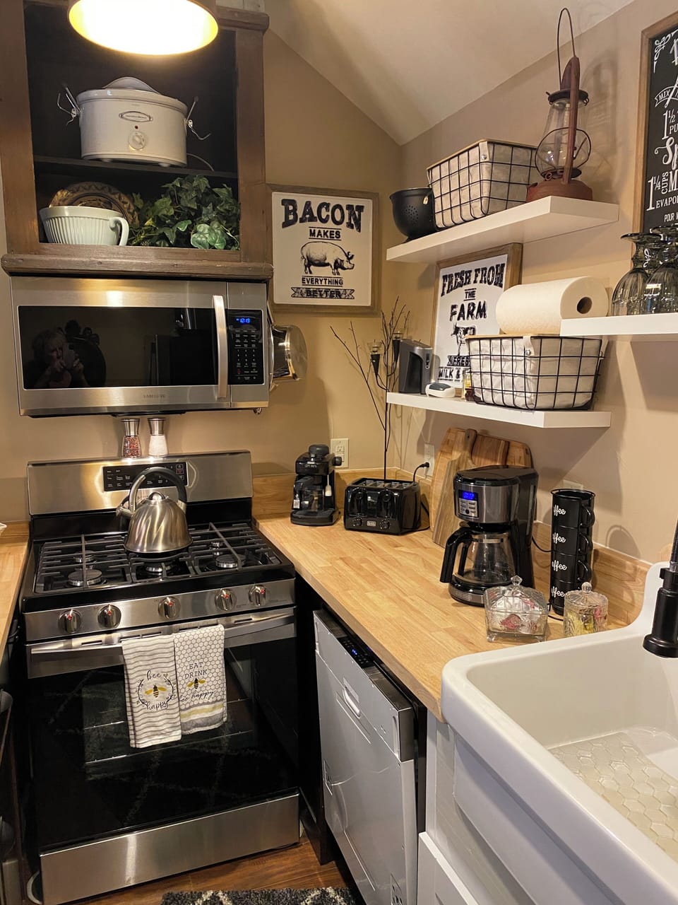 Gas stove, microwave and dishwasher