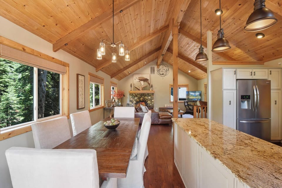 House, Multiple Beds, Balcony, Mountain View (Luxury Tahoe Chalet) | Dining