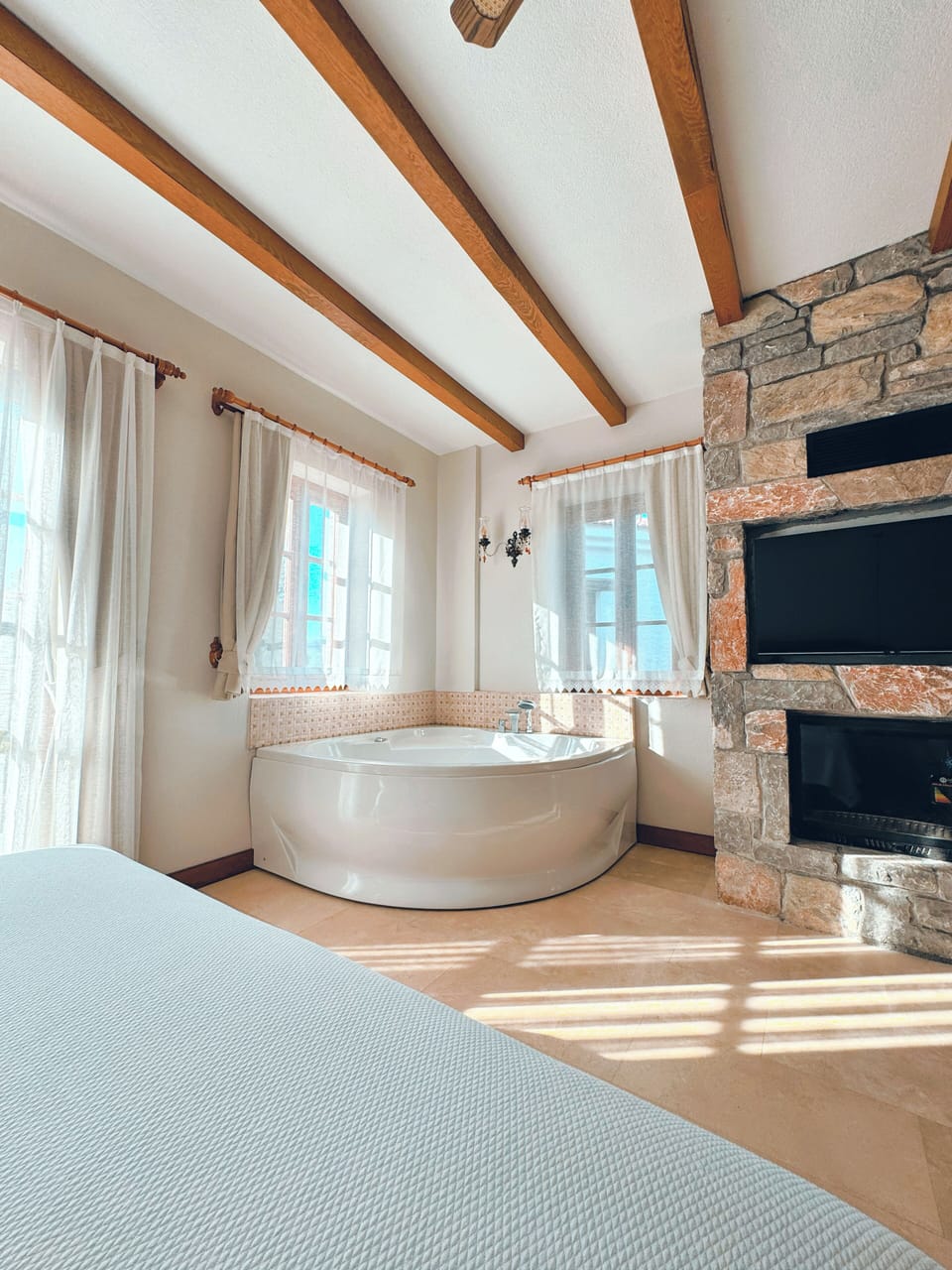 Deluxe Triple Room | Egyptian cotton sheets, premium bedding, in-room safe