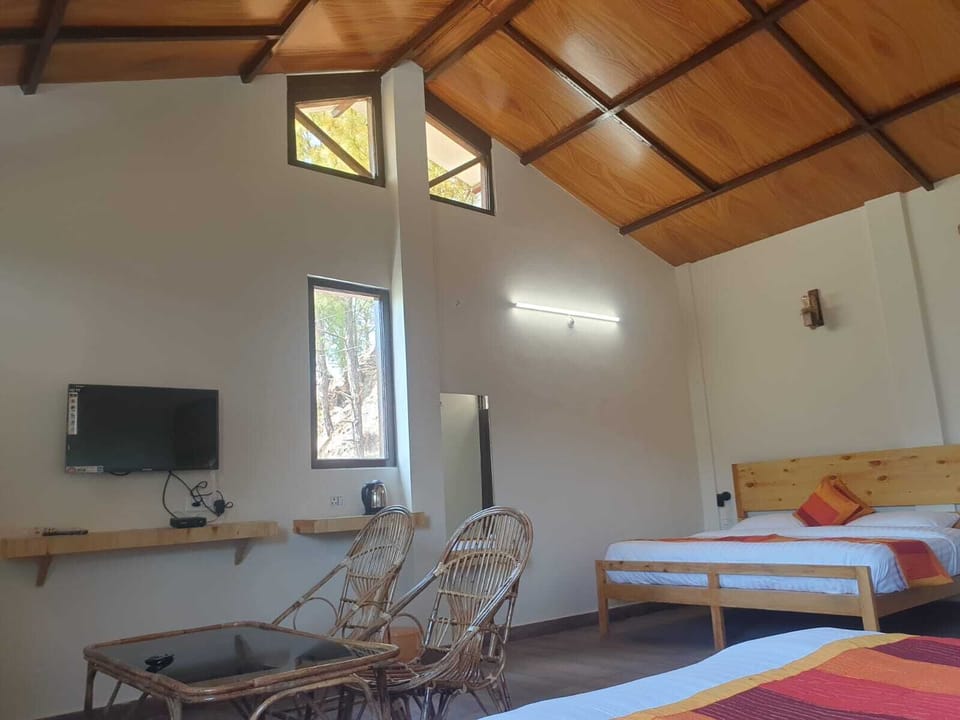 Family Room | 1 bedroom, free WiFi