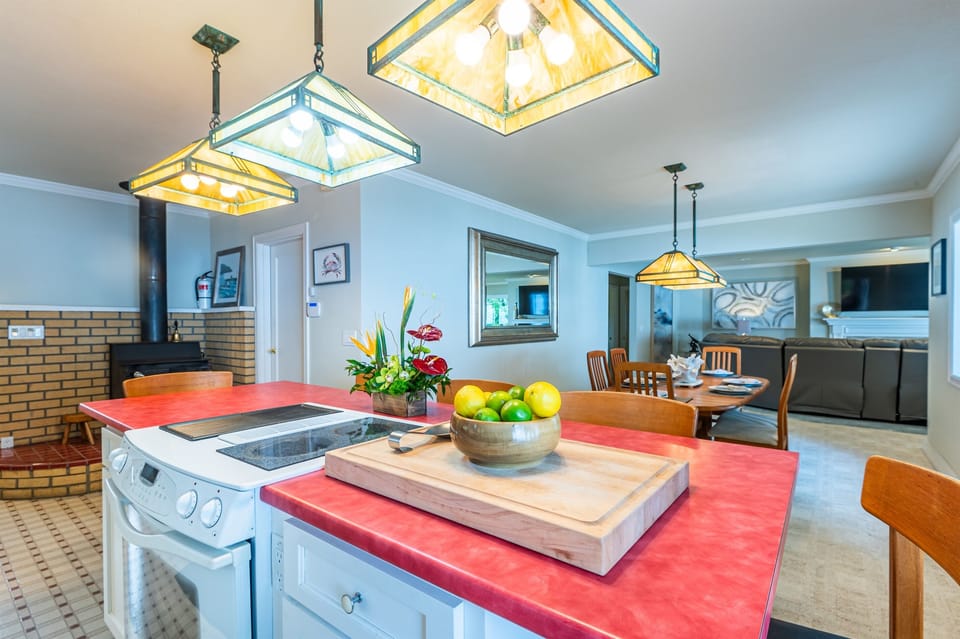 Kitchen, Dining room, and living room