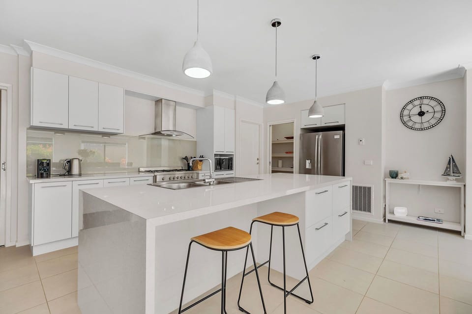 Chefs Kitchen with great benchtop