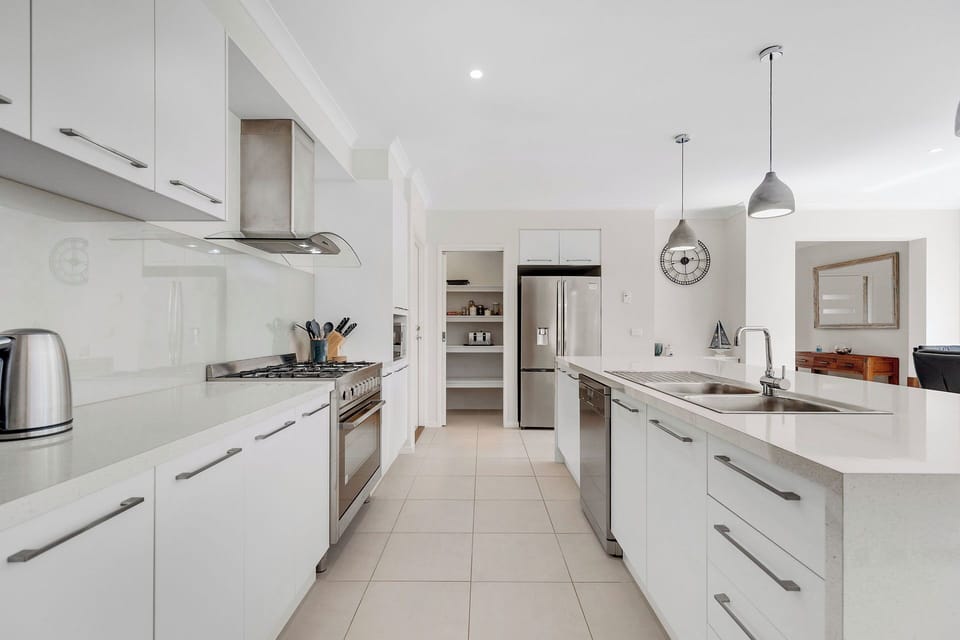 Spacious chef's kitchen