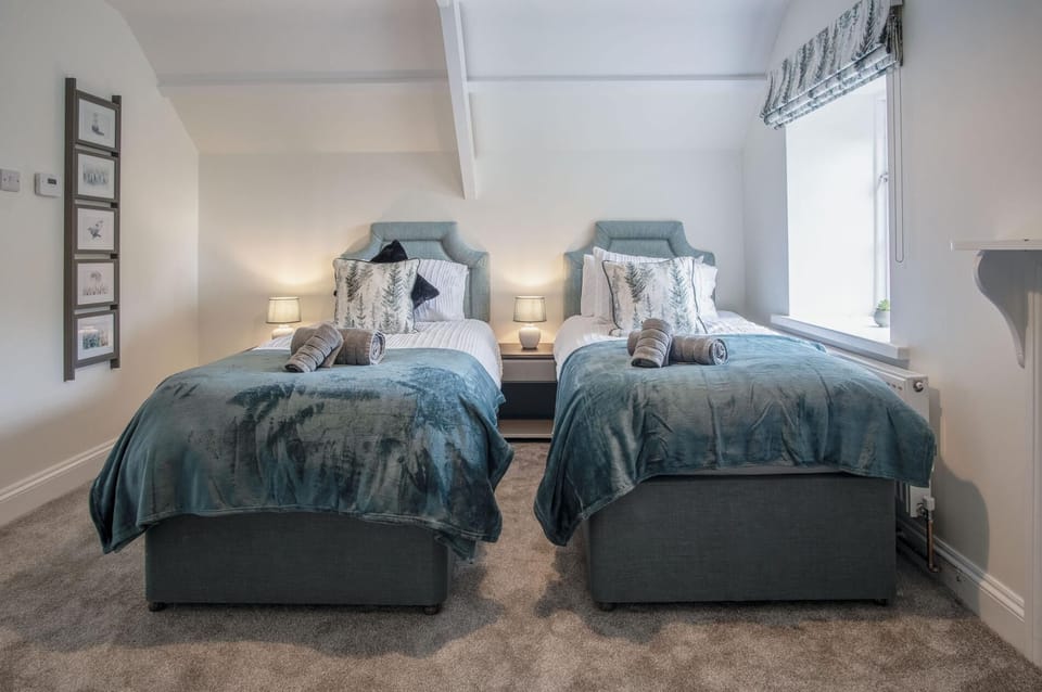 The Stables - 2 Bedroom Cottage - Princes Gate (16481)