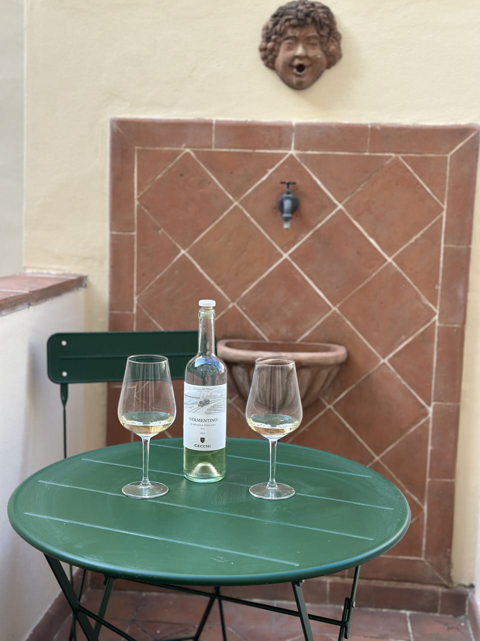 Small terrace to enjoy 