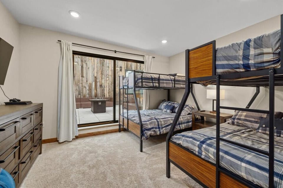 Bunk Room