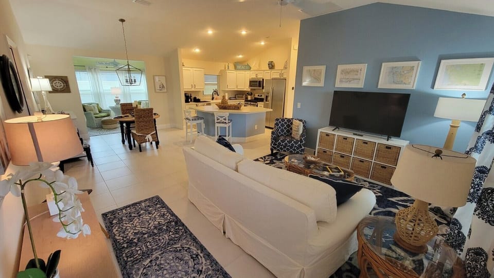 Living Room Entrance View