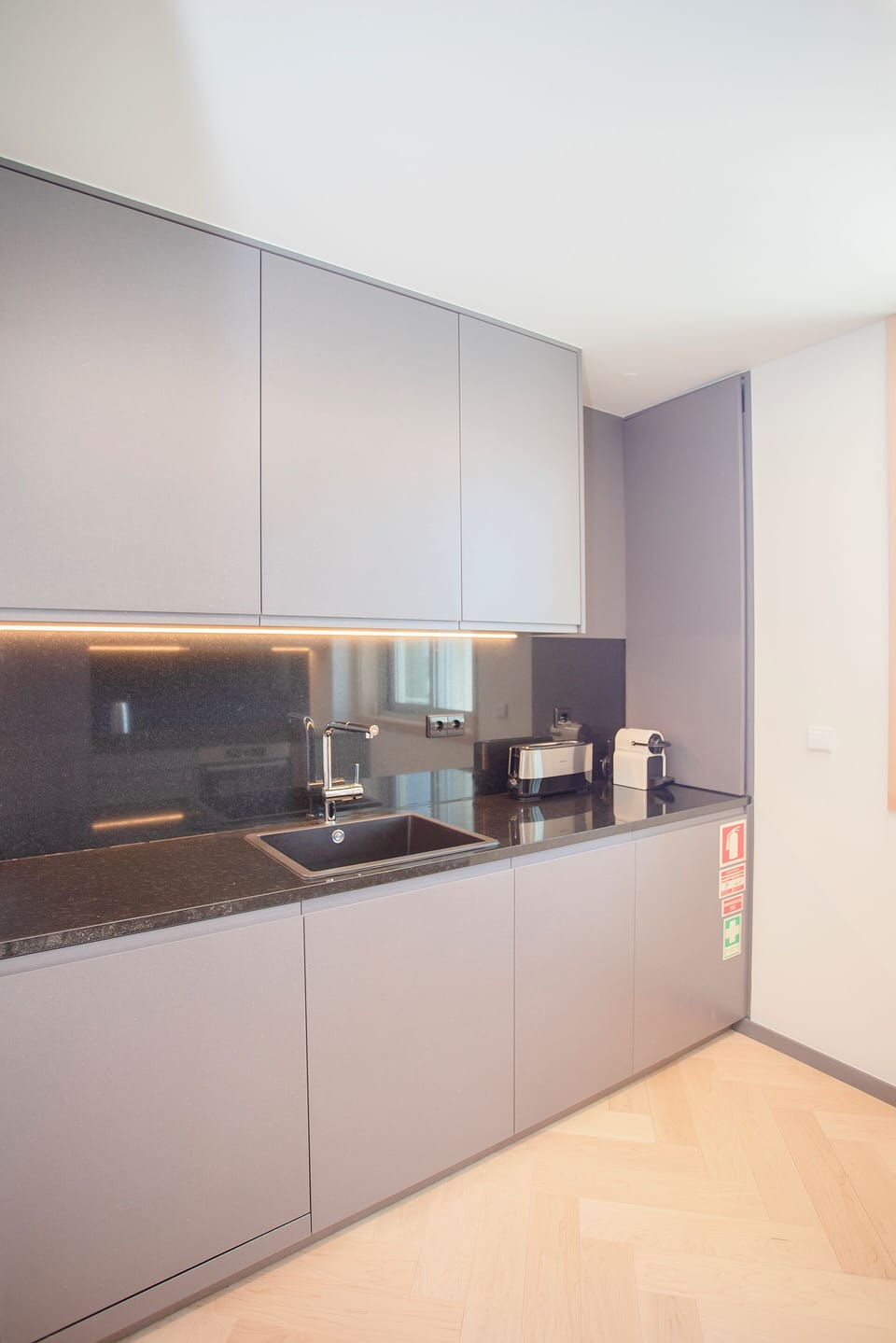 Apartment | Private kitchen | Fridge, microwave, oven, stovetop