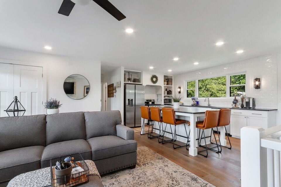 Open concept to living room