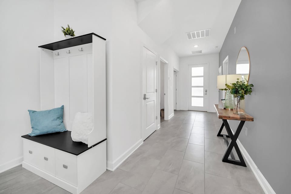 9092SommersetHillsDr_03
