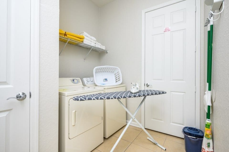 Private Laundry