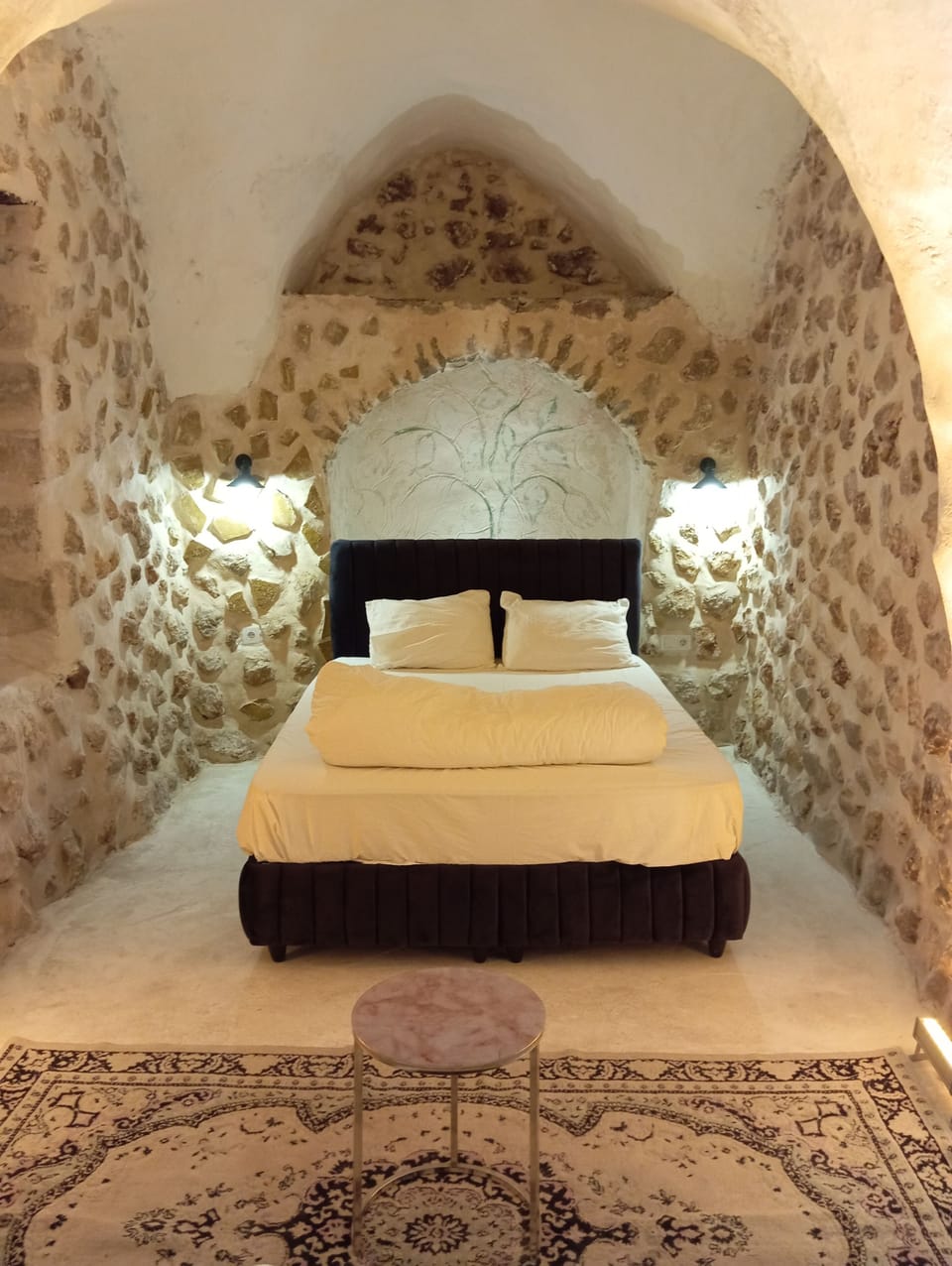 Classic Apartment, 1 Bedroom | 1 bedroom, Egyptian cotton sheets, premium bedding, minibar