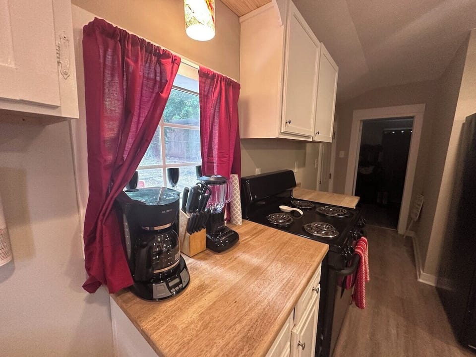 Butcher block, to back door and study/bedroom