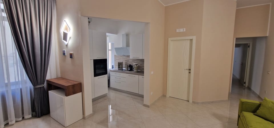 Family Condo, Kitchen | Living area | Smart TV, printers