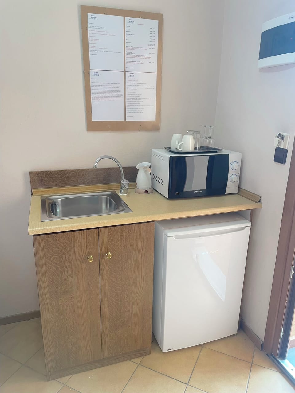 Superior Room, 2 Bedrooms | Private kitchen | Mini-fridge, electric kettle