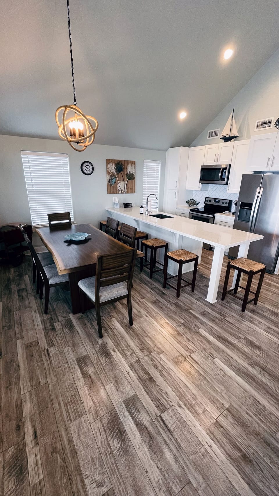 Dining Room Table Seating for 6, Bar Seating for 6