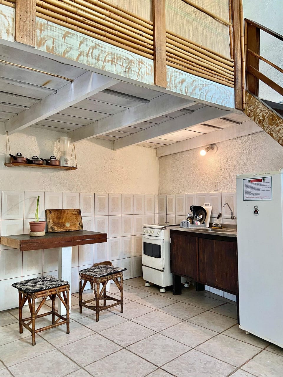 Basic Chalet | Private kitchen | Shared fridge, microwave, cookware/dishes/utensils