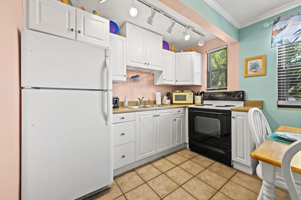 Kitchen with all essentials needed for a beach vacation