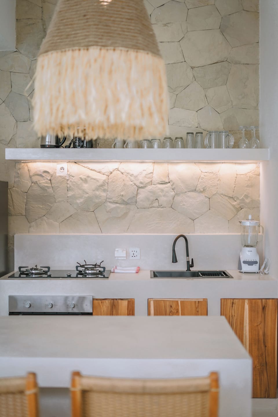 Deluxe Villa | Private kitchen | Fridge, oven, stovetop, electric kettle