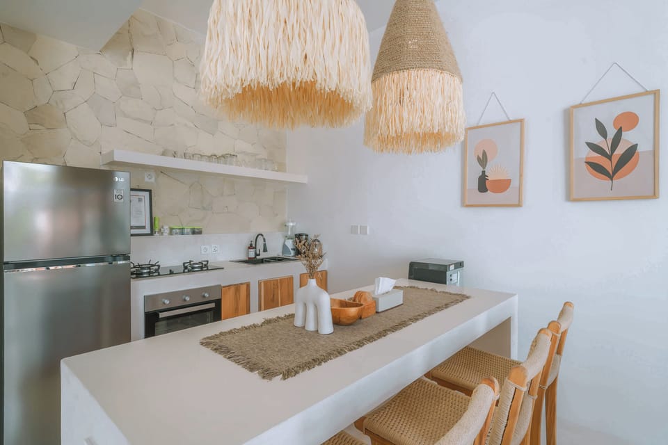 Deluxe Villa | Private kitchen | Fridge, oven, stovetop, electric kettle