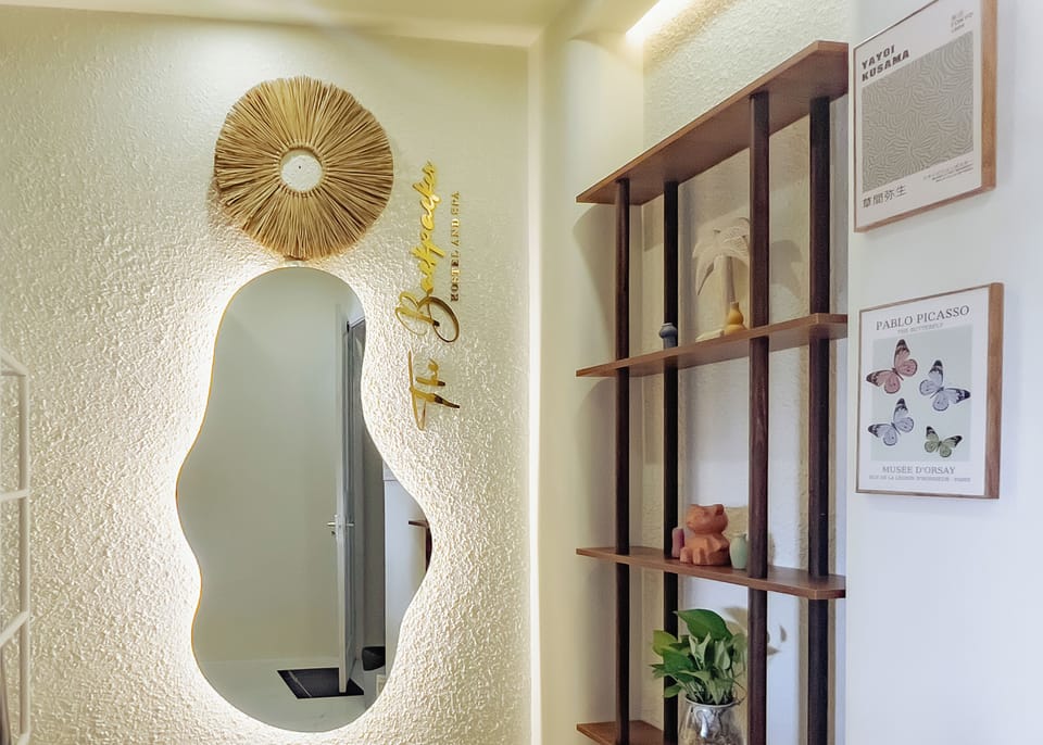Design Shared Dormitory, Mixed Dorm, Mountain View | Pillowtop beds, soundproofing, WiFi (free)