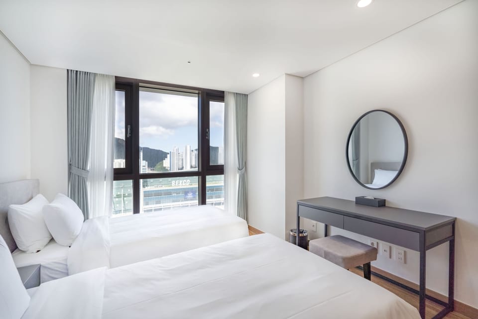 Deluxe Twin Room, Multiple Beds | View from room