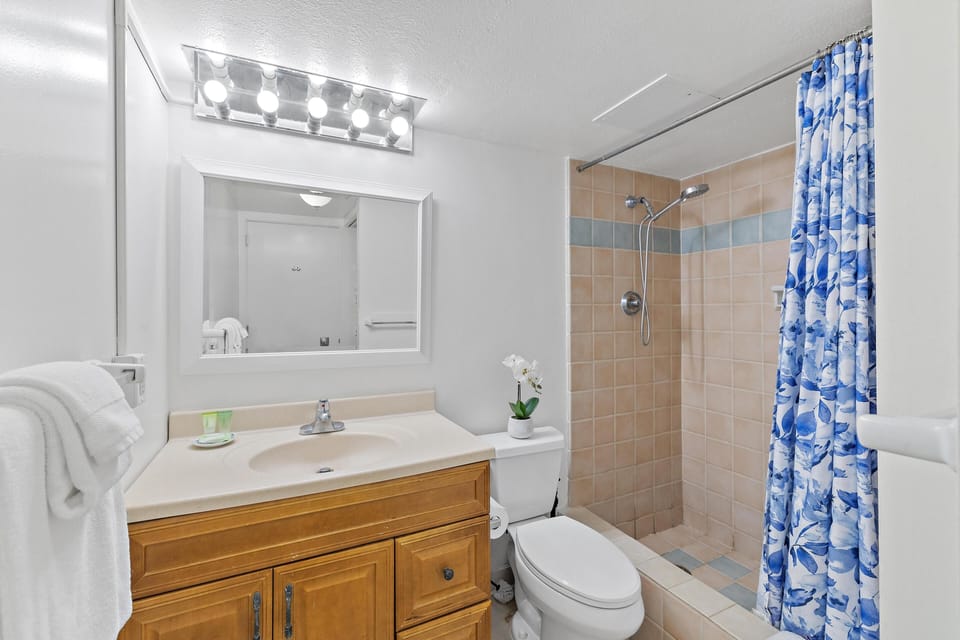 Full bathroom