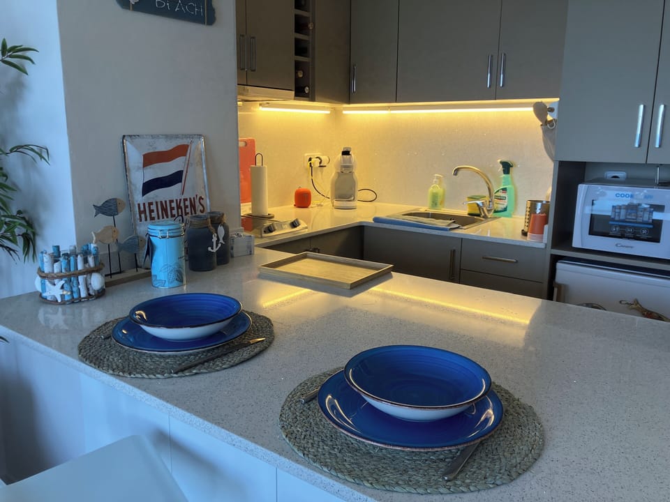 Open kitchen
