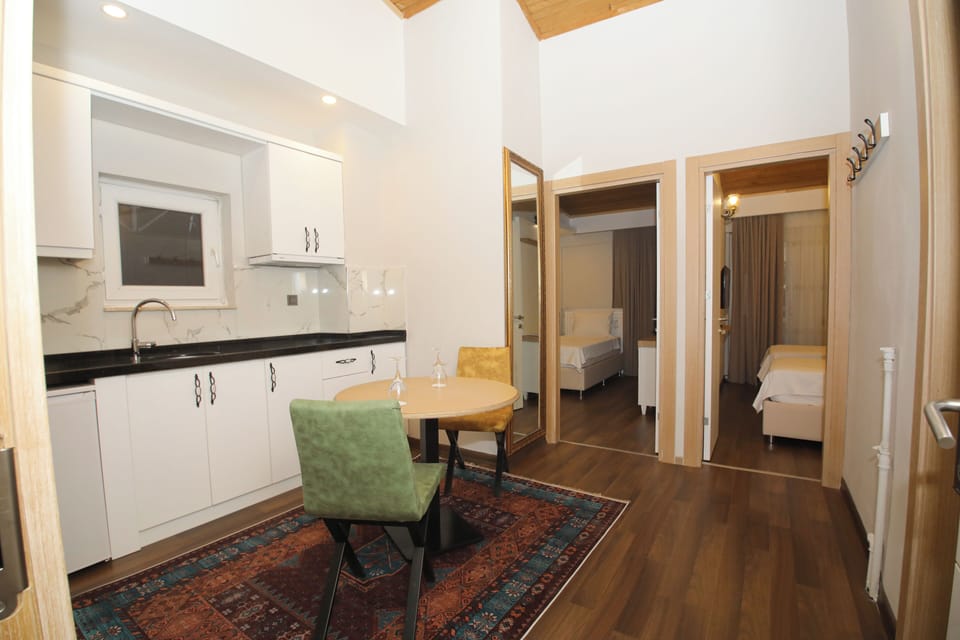 Family Suite | Living area