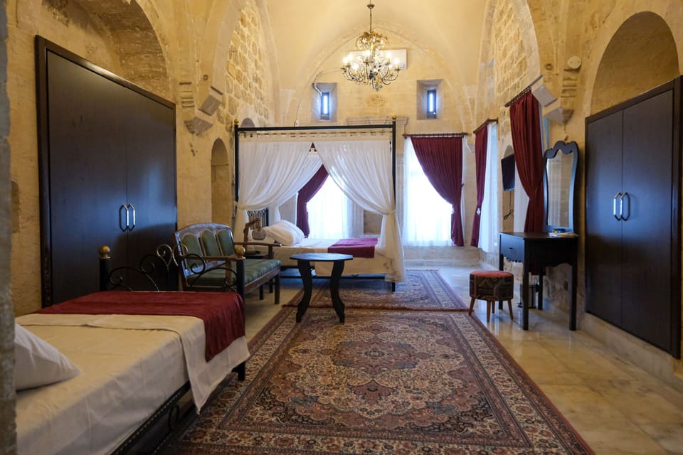Luxury Room | Egyptian cotton sheets, premium bedding, down comforters, minibar