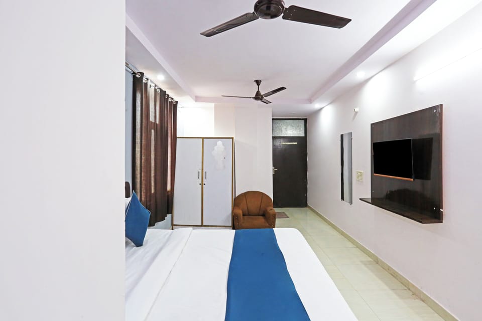 Deluxe Double Room | Premium bedding, free minibar items, individually furnished