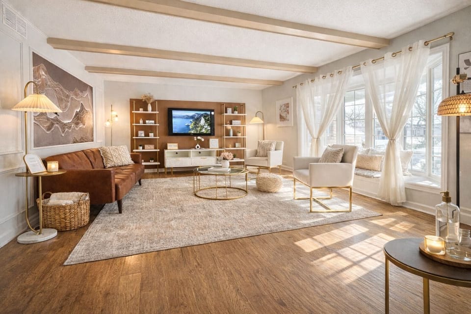 Smart TV, fireplace, books, offices