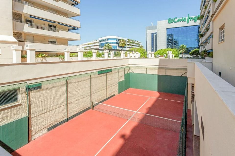 Sport court