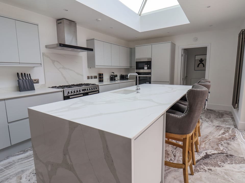 Fridge, dishwasher, electric kettle, toaster
