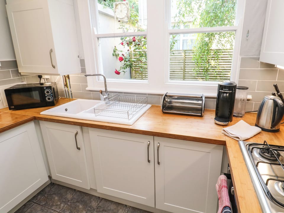 Fridge, dishwasher, electric kettle, toaster
