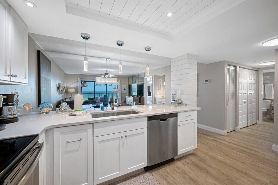 Views of the Gulf of Mexico from the kitchen