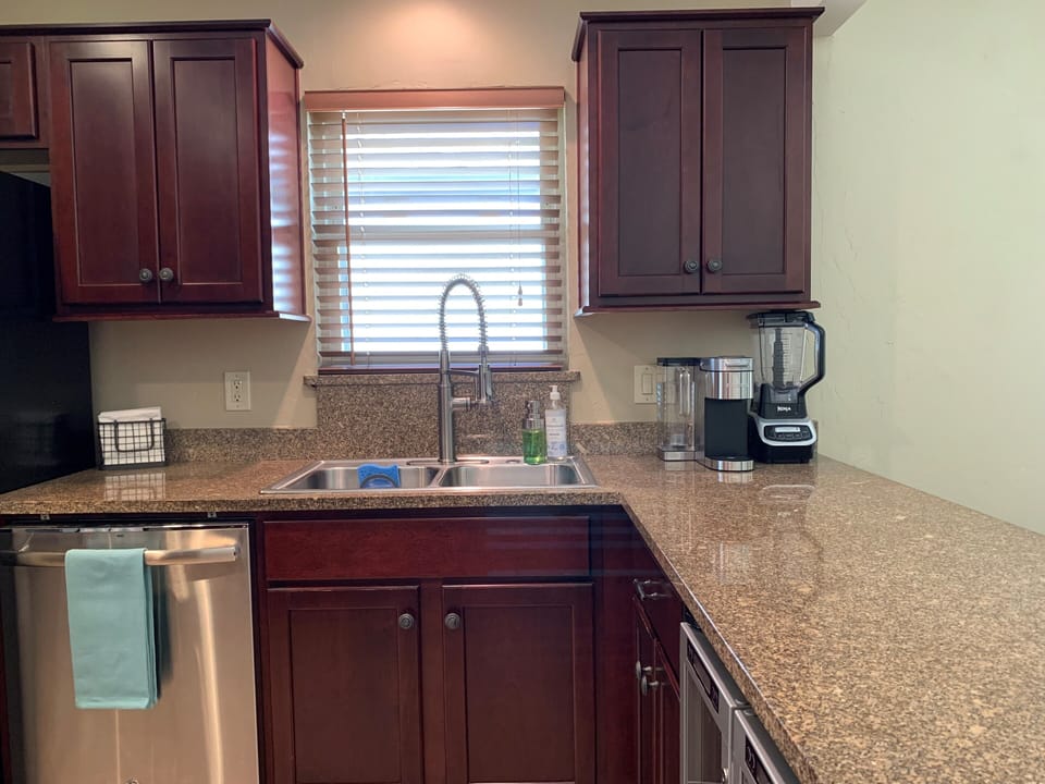 Plenty of counter space!