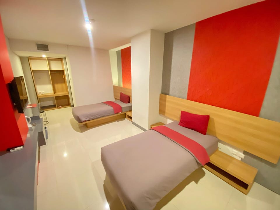 Superior Double or Twin Room | Desk, free WiFi, bed sheets
