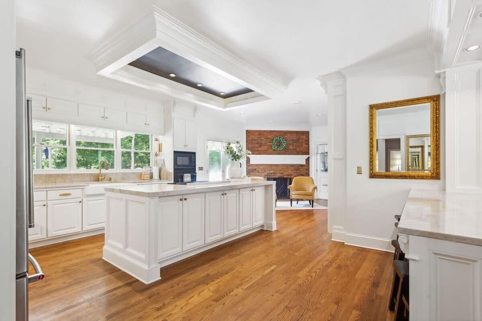 Large custom Island for prepping meals.