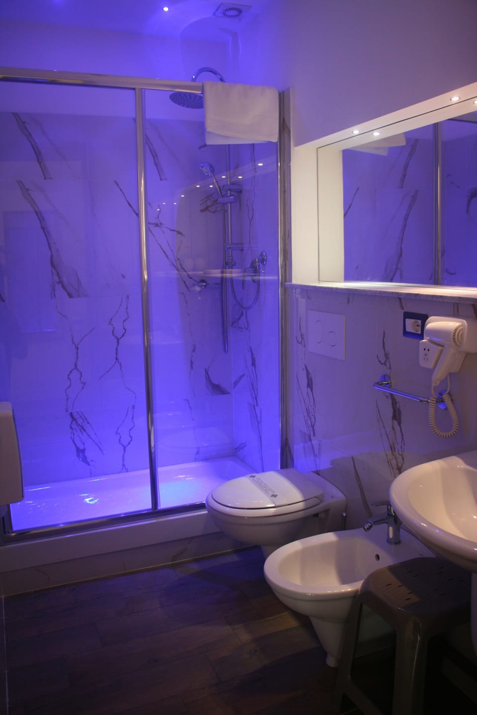 Comfort Quadruple Room | Bathroom | Hair dryer, bathrobes, bidet, towels