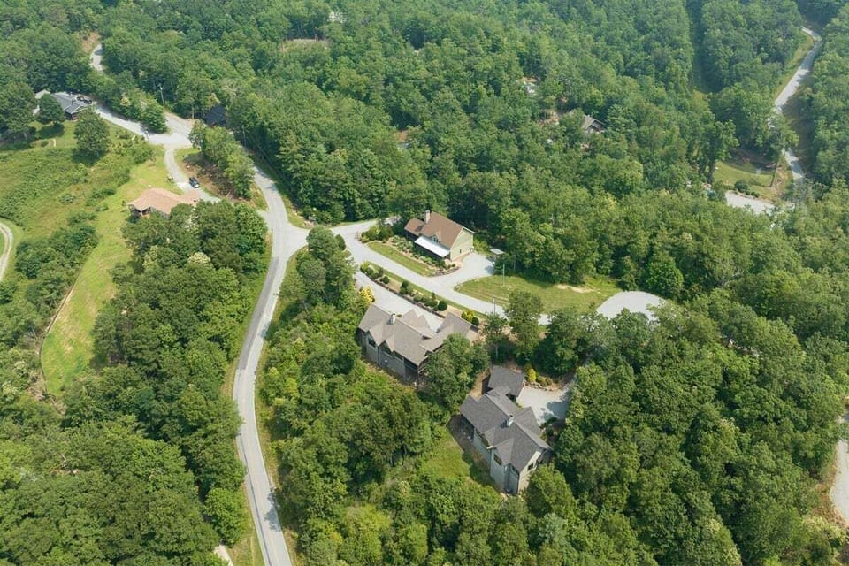Oak, Maple, and Chinquapin Cottages